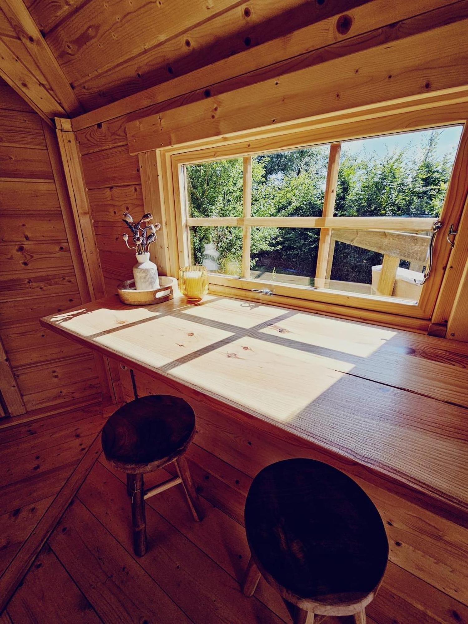 Camping A La Ferme - Hebergements Insolites Cerisy-la-Foret Exterior foto